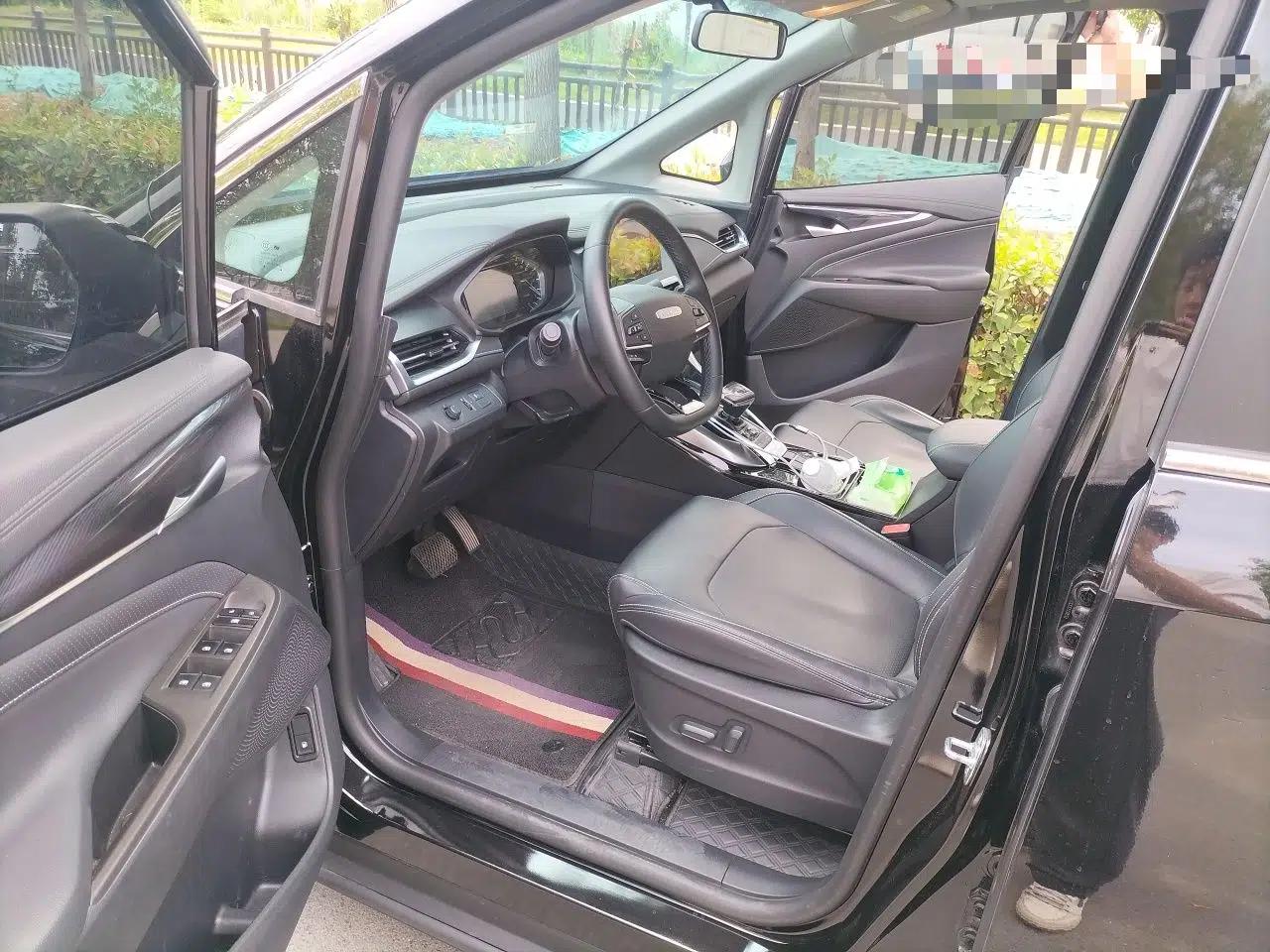 SAIC MAXUS Dajia 5 2024 1.3T PLUG-IN Enjoyment Edition 7-Seater — миниатюра 16
