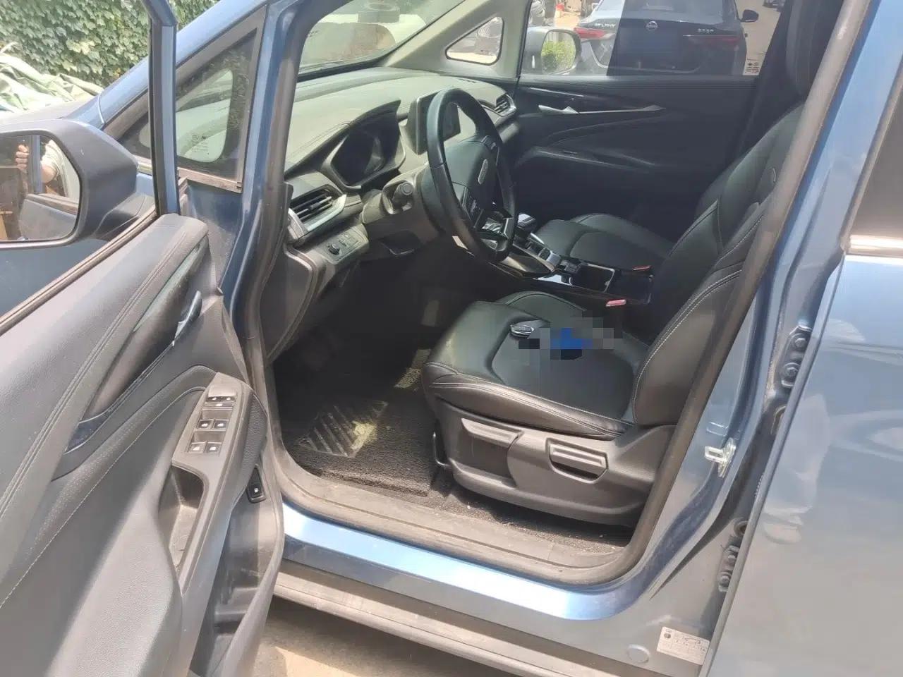 SAIC MAXUS EUNIQ 5 2020 1.3T PLUG-IN Elite Edition — миниатюра 19