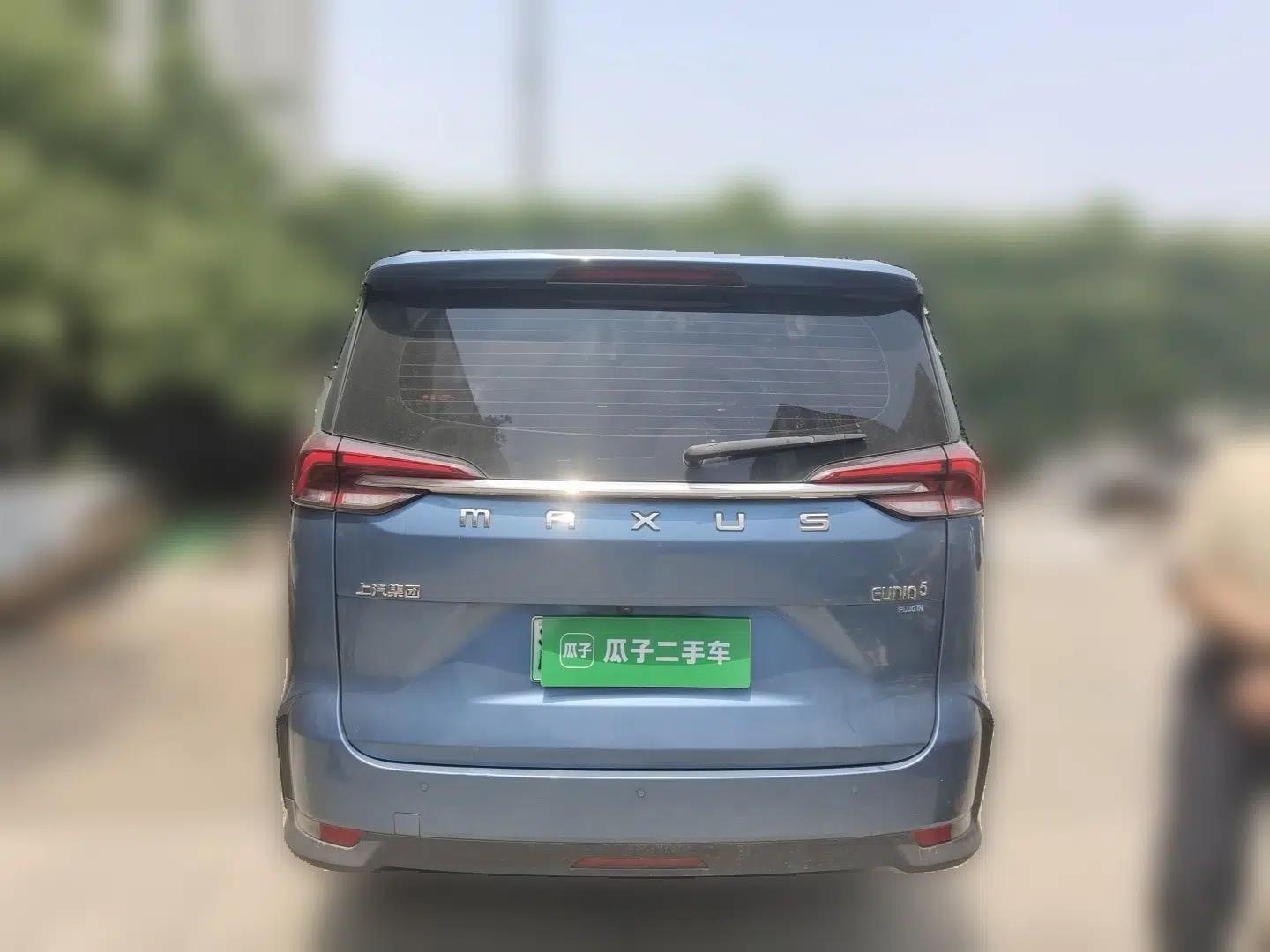 SAIC MAXUS EUNIQ 5 2020 1.3T PLUG-IN Elite Edition — миниатюра 5