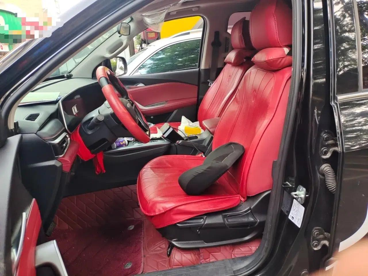 SAIC MAXUS T90 2021 2.0T Single-Turbo Automatic All-Wheel Drive High-Ride Elite Version with Extended Cargo Bed — миниатюра 15