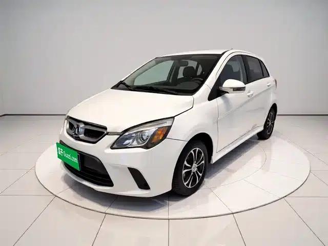 2015 Senova D20 Hatchback 1.5L Manual Comfort Edition