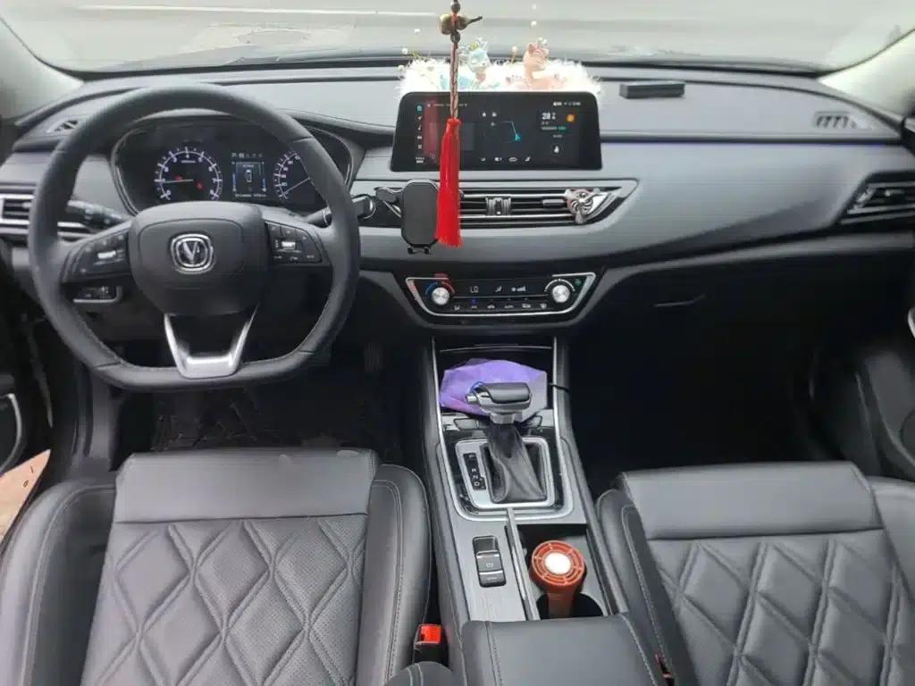 Ruicheng CC 2022 Blue Whale Edition 1.5T DCT Luxury — миниатюра 10
