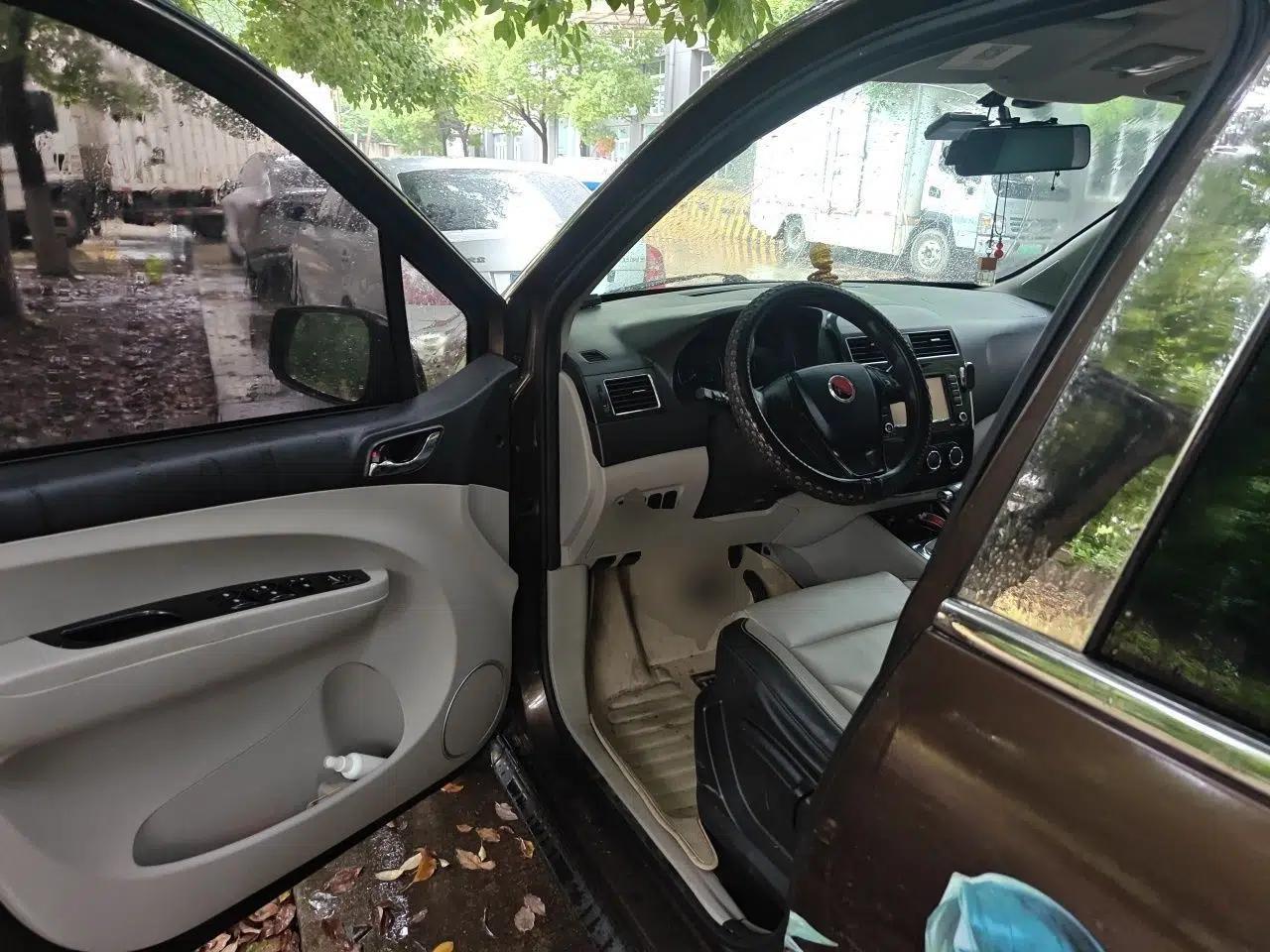 FORTHING Joyear XV 2015 1.6L CVT Comfort Model — миниатюра 16
