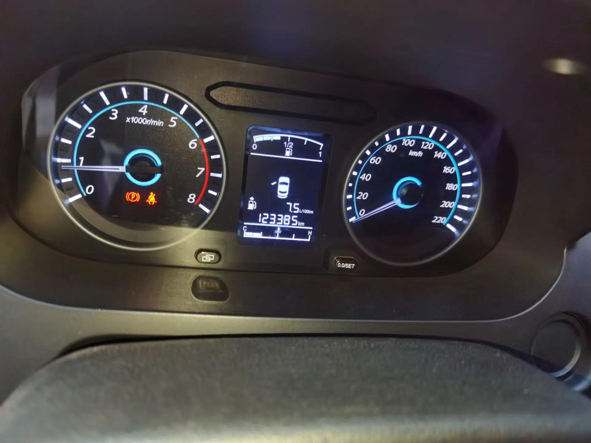 FORTHING Joyear S50 2014 1.5L Manual Luxury Model — миниатюра 12