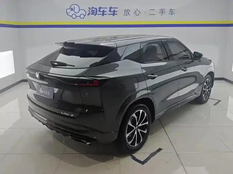 Changan UNI-Z New Energy 2024 Blue Whale Smart Electric iDD 125km Excellent Edition — миниатюра 3