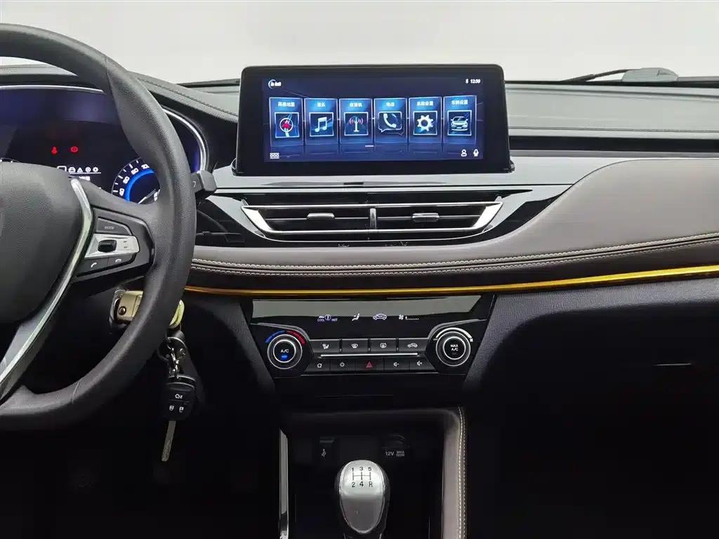 Changan Eado DT 2018 1.6L Manual Smart Edition — миниатюра 12