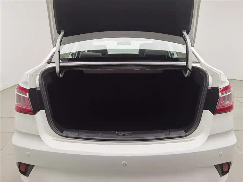 Changan Eado DT 2018 1.6L Manual Smart Edition — миниатюра 16