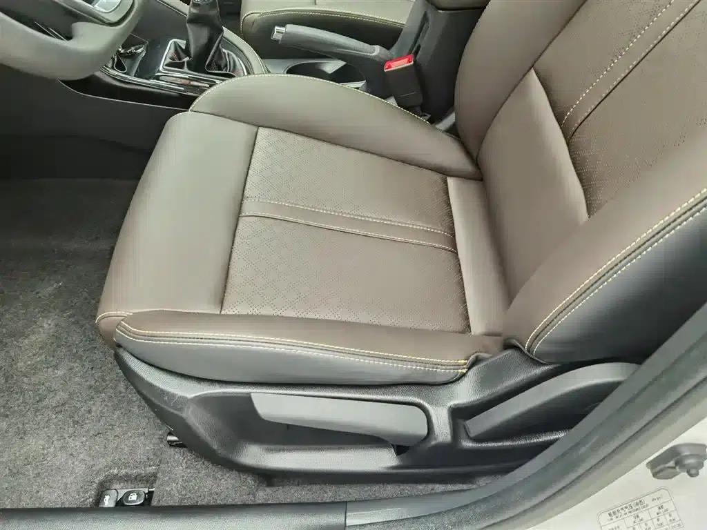 Changan Eado DT 2018 1.6L Manual Smart Edition — миниатюра 20