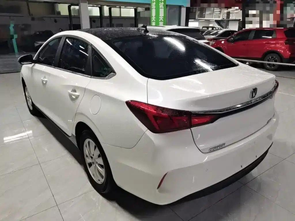 Changan Eado New Energy 2022 EV460 Smart Ride-Hailing Edition (Lithium Iron Phosphate) — миниатюра 5