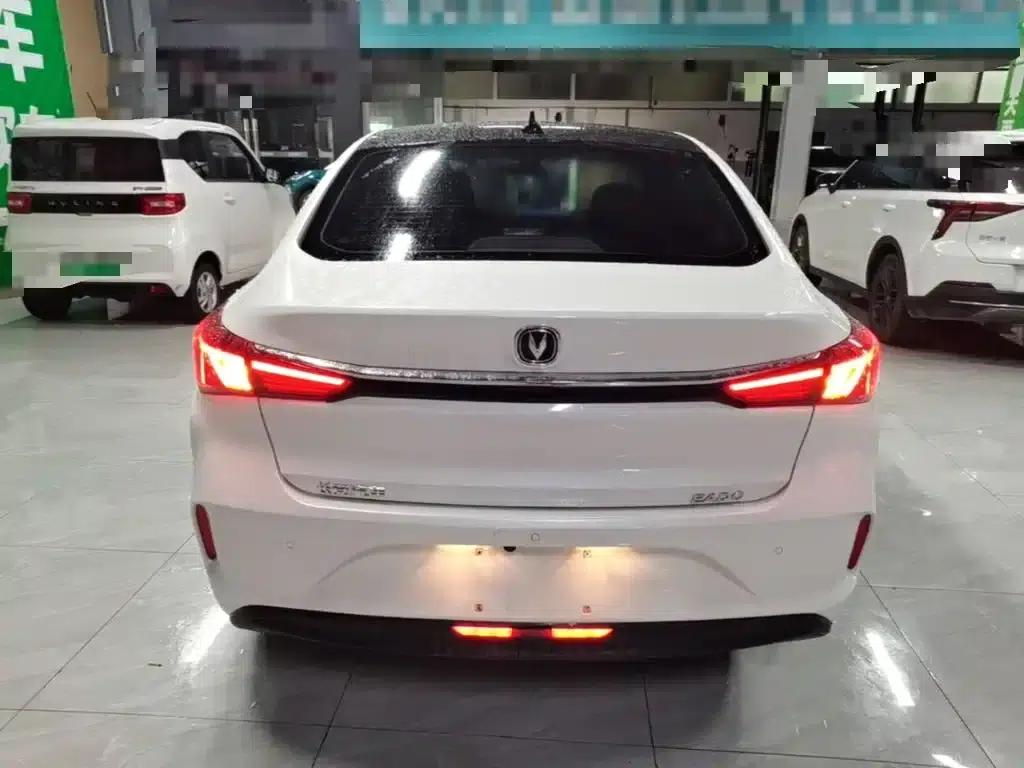 Changan Eado New Energy 2022 EV460 Smart Ride-Hailing Edition (Lithium Iron Phosphate) — миниатюра 6