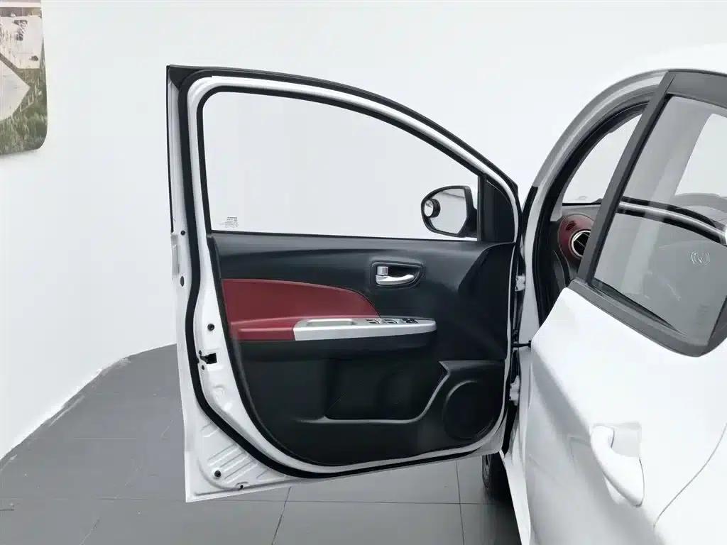 Benben 2015 1.4L IMT Premium Edition (National V Emission Standard) — миниатюра 8