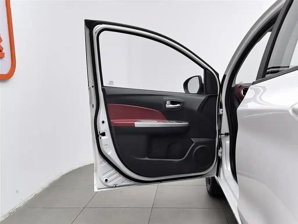 Benben 2015 1.4L IMT Premium Edition (National V Emission Standard) — миниатюра 8