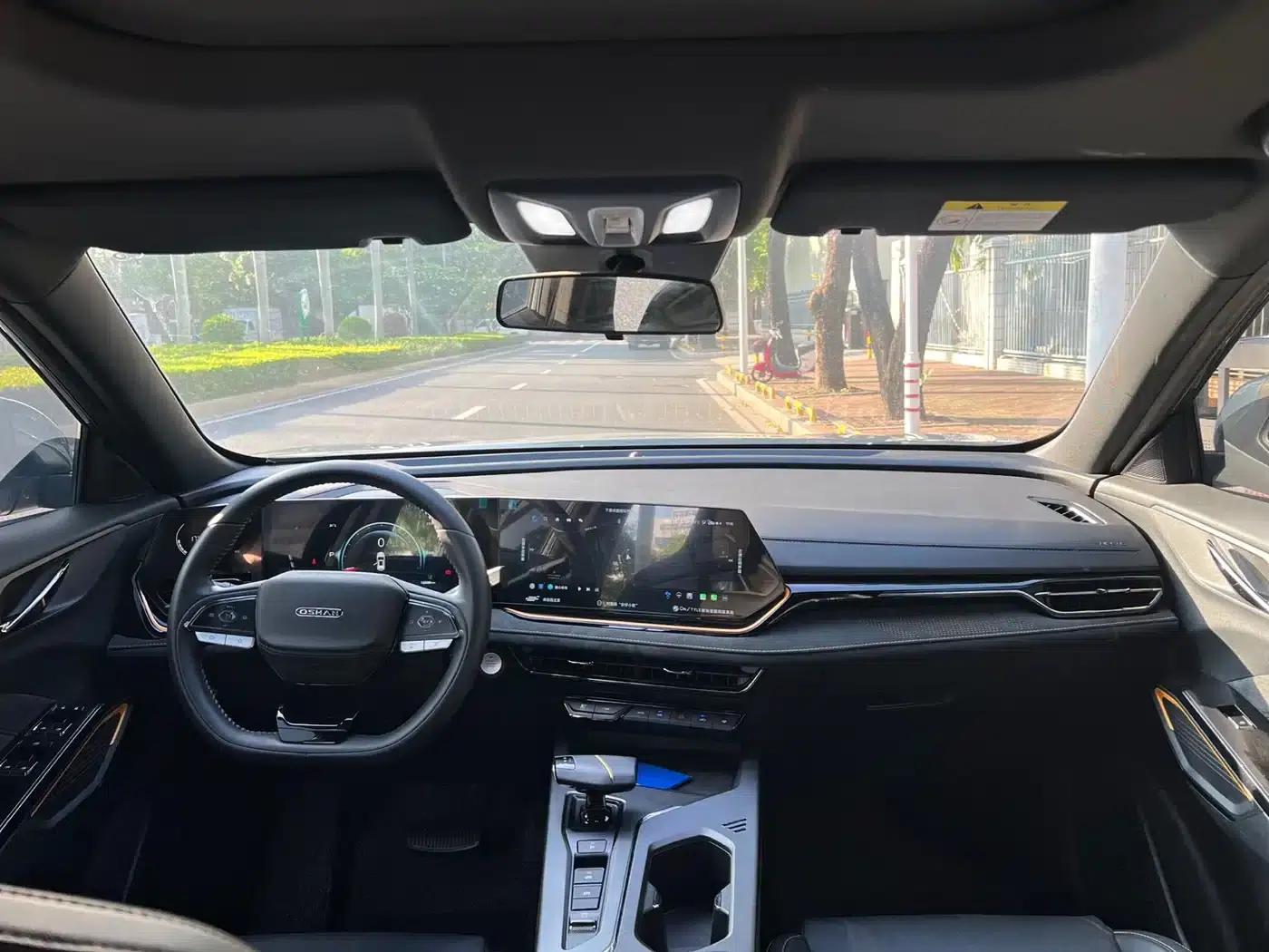 Changan Oushang X5 PLUS 2023 Facelift 1.5T DCT Premium Edition — миниатюра 4