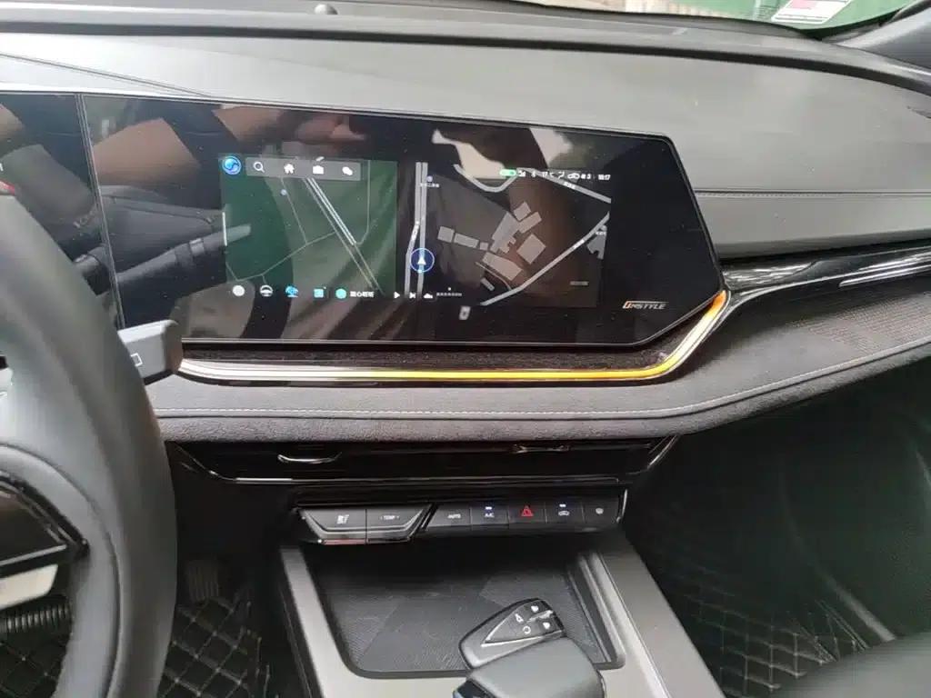 Changan Oushang X5 PLUS 2023 Facelift 1.5T DCT Pioneer Edition — миниатюра 13