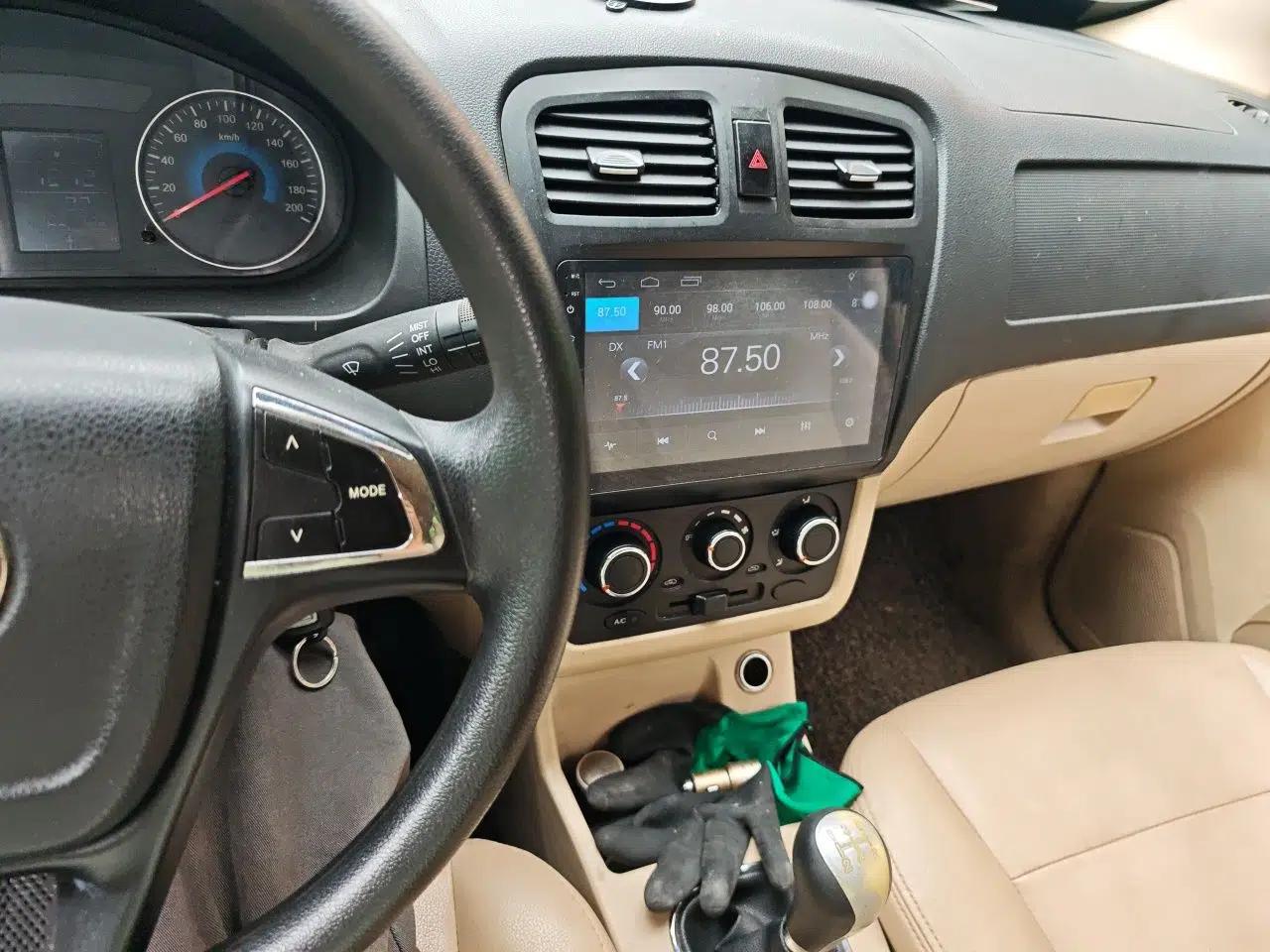 Dongfeng Fengon 370 2016 1.5L Manual Standard Edition SFG15-05 7 Seats — миниатюра 13