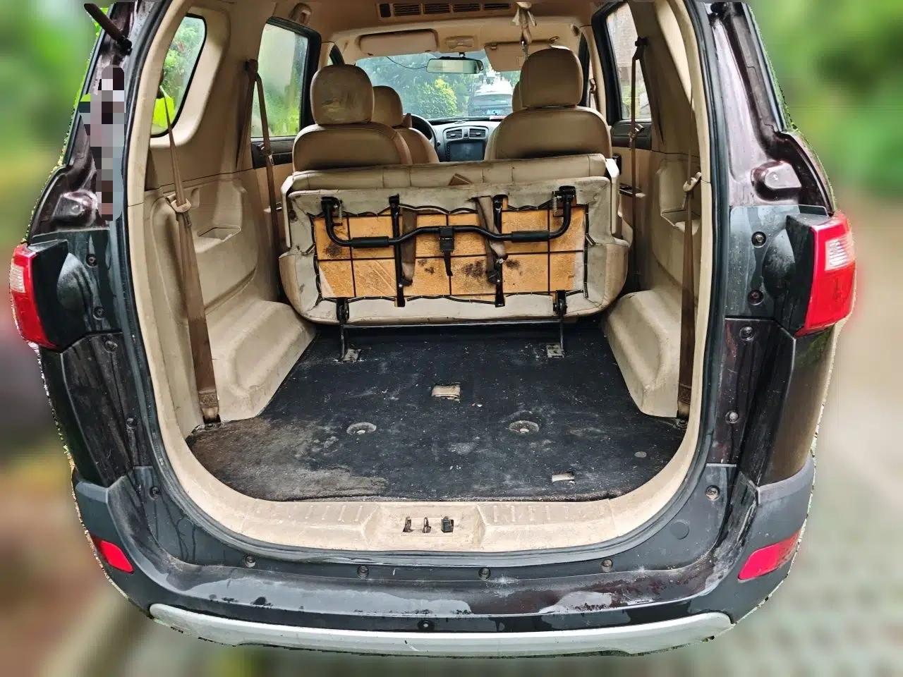 Dongfeng Fengon 370 2016 1.5L Manual Standard Edition SFG15-05 7 Seats — миниатюра 19