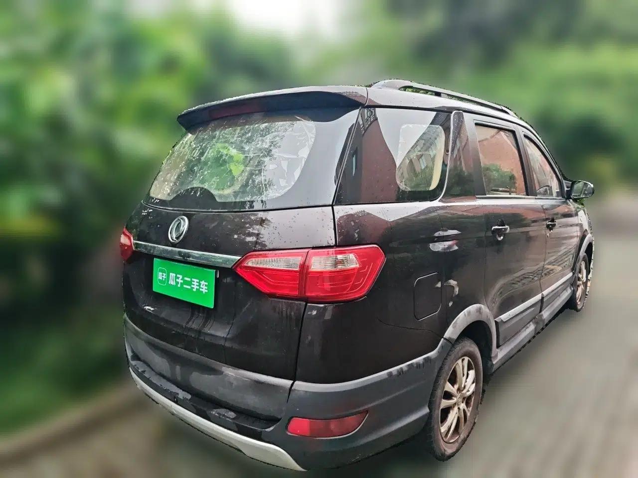 Dongfeng Fengon 370 2016 1.5L Manual Standard Edition SFG15-05 7 Seats — миниатюра 6