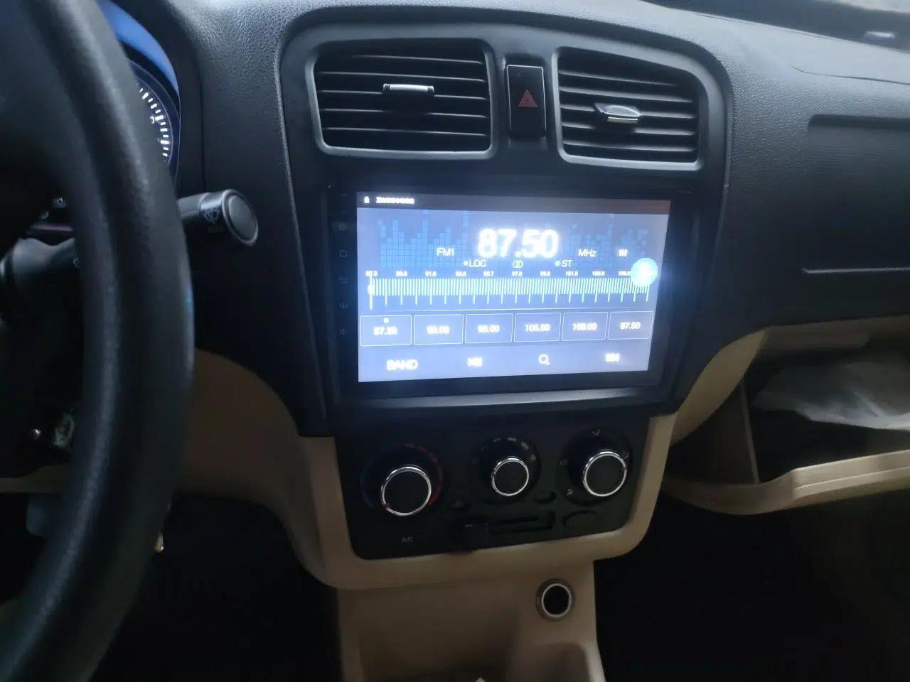 Dongfeng Fengon 370 2016 1.5L Manual Comfort 7-Seater — миниатюра 13