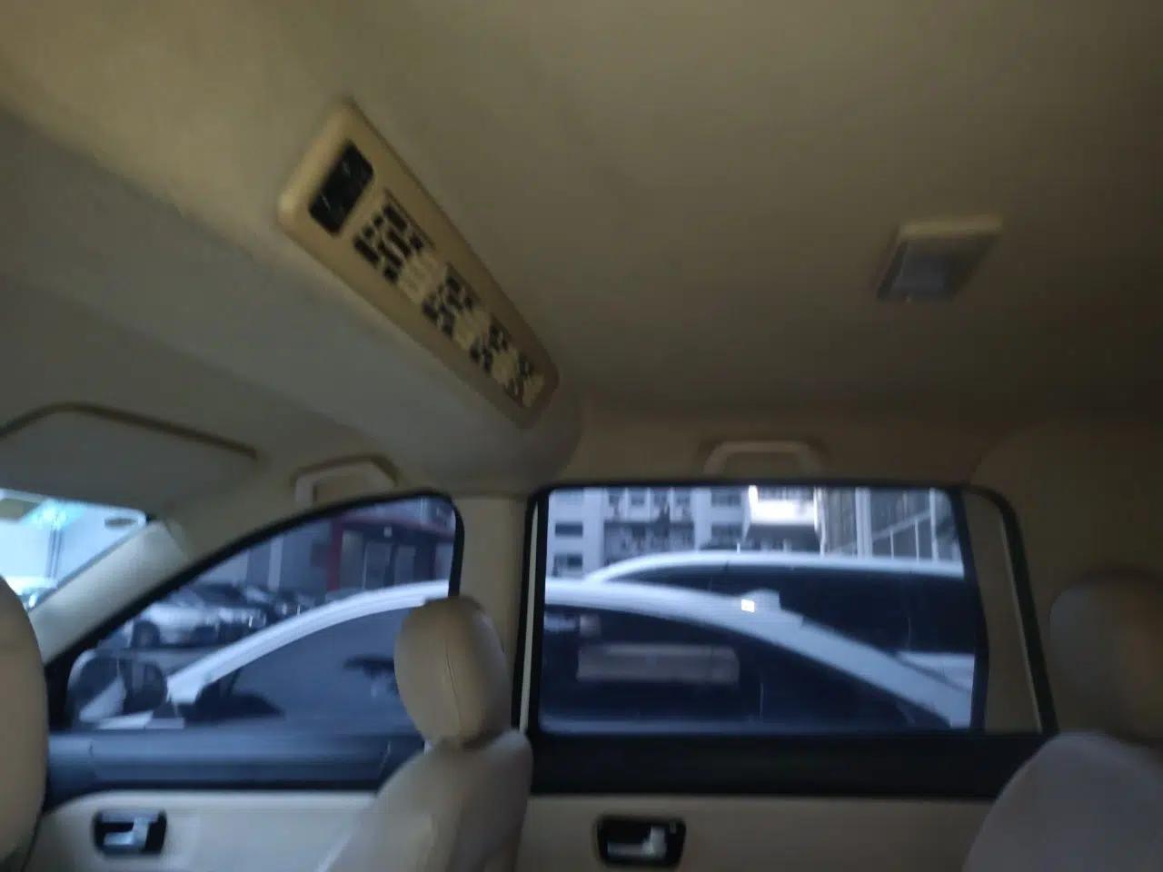 Dongfeng Fengon 370 2016 1.5L Manual Comfort 7-Seater — миниатюра 18