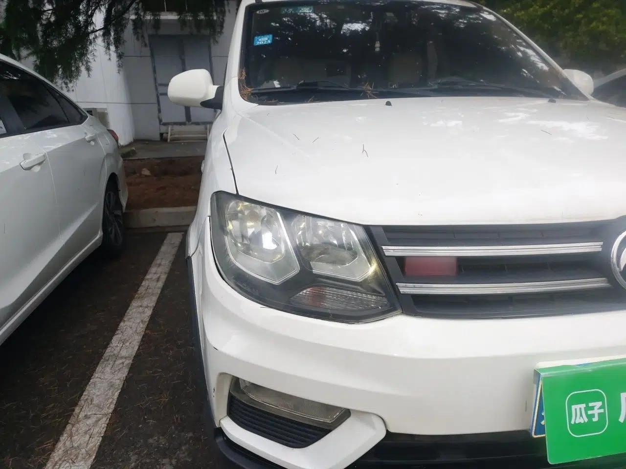 Dongfeng Fengon 370 2016 1.5L Manual Comfort 7-Seater — миниатюра 7