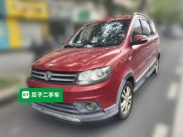 Dongfeng Fengon 360 2015 1.5L Manual Luxury 7-Seater China IV Standard