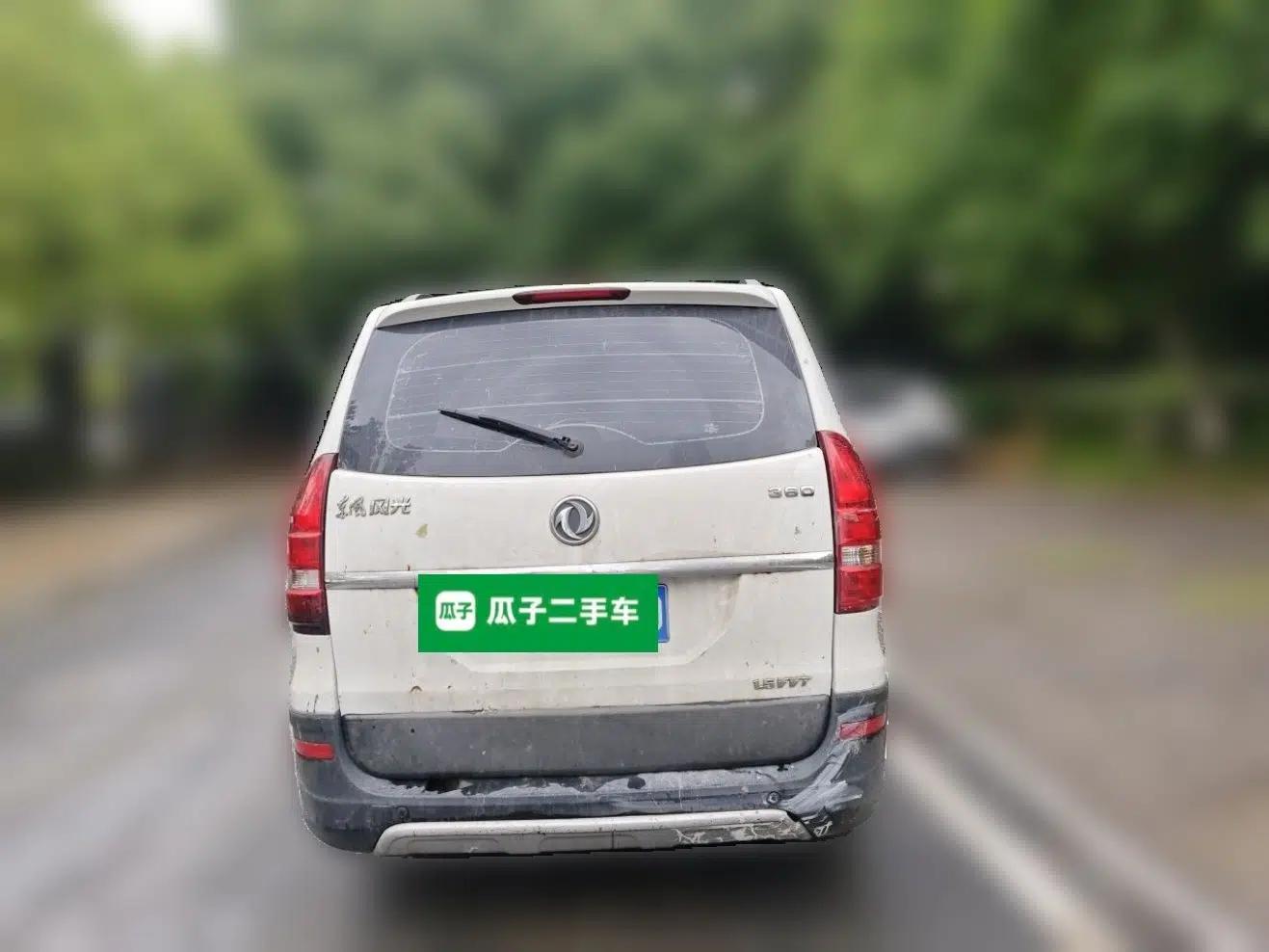 Dongfeng Fengon 360 2015 1.5L Manual Comfort 7-Seater China IV Standard — миниатюра 5