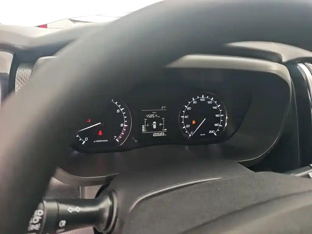 Changan Oushang X70A 2020 1.5L Manual Basic Model — миниатюра 12
