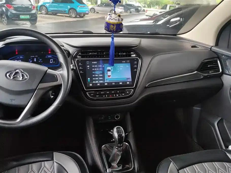 Changan Oushang A800 2017 1.6L Manual Comfort Model — миниатюра 13