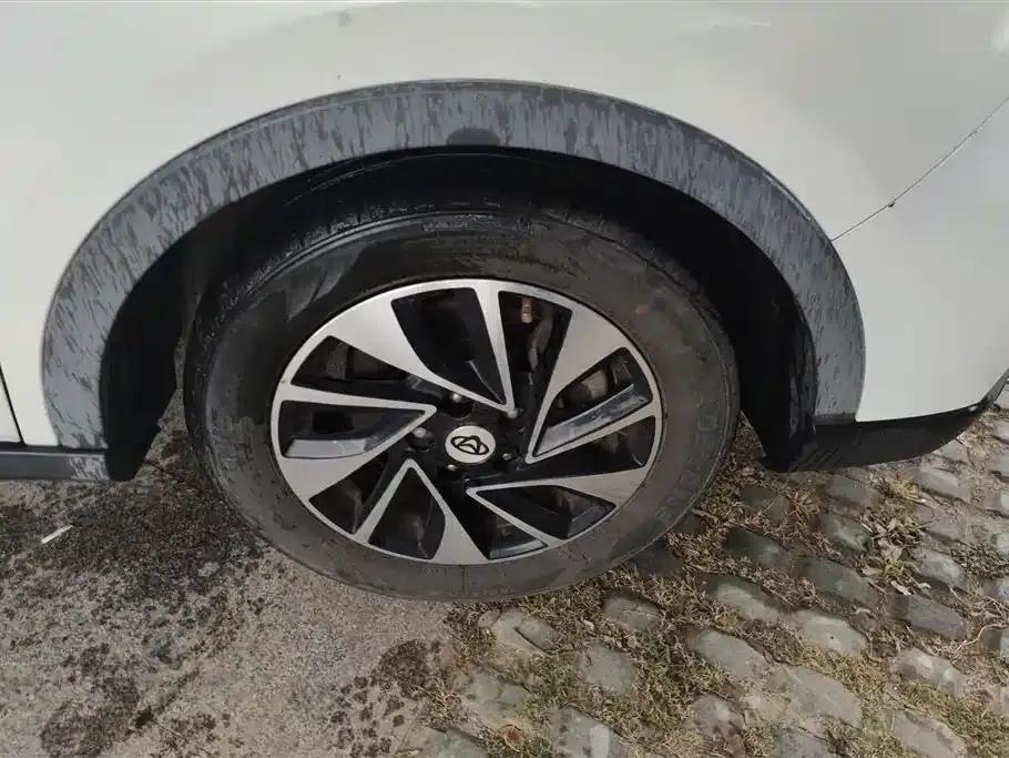 Changan Oushang A800 2017 1.6L Manual Comfort Model — миниатюра 6