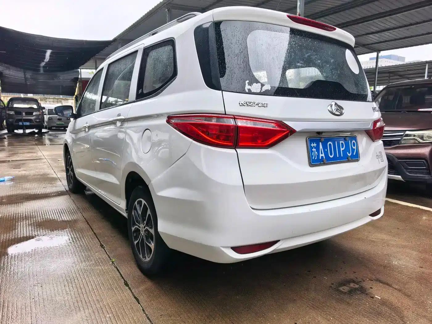 Changan Oushang A600 2017 1.5L Manual Elite — миниатюра 5