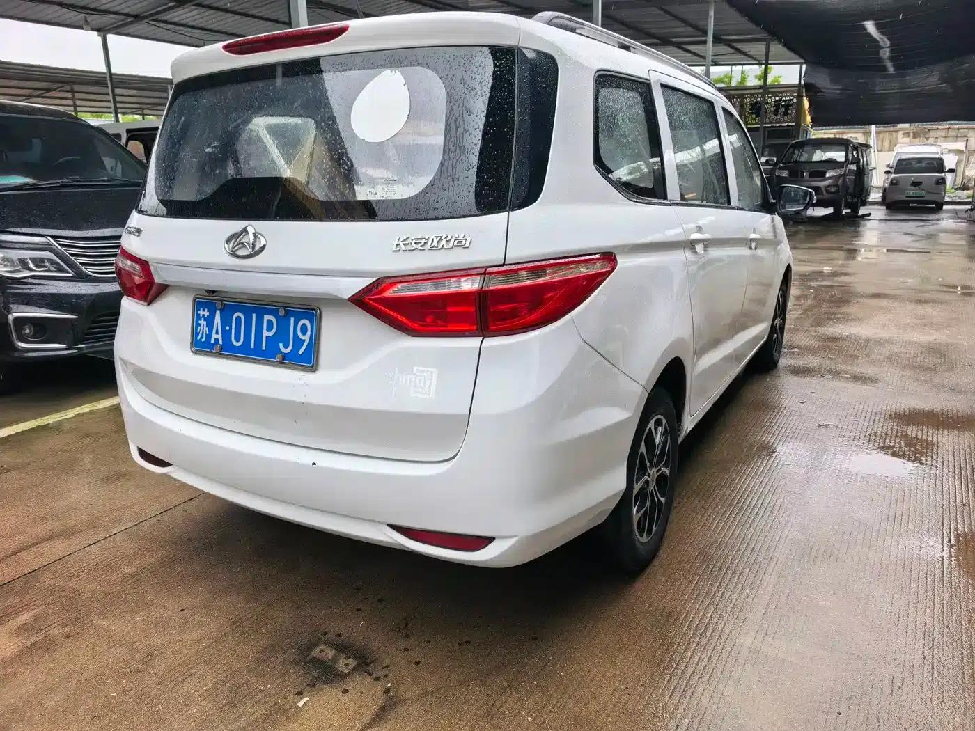 Changan Oushang A600 2017 1.5L Manual Elite — миниатюра 6