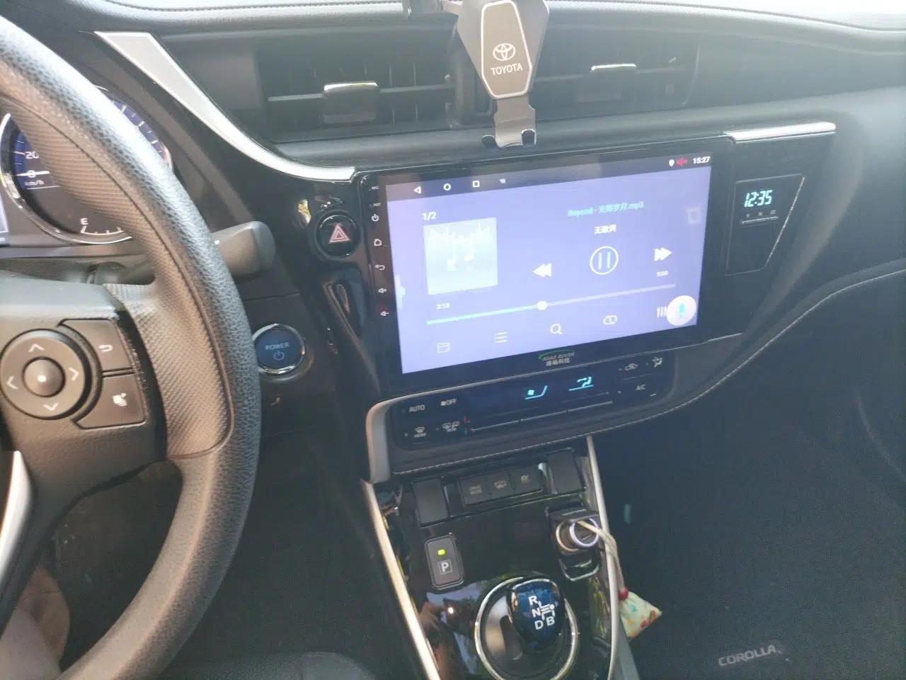 Toyota Corolla Hybrid E+ 2019 1.8L E-CVT Leading Edition — миниатюра 13