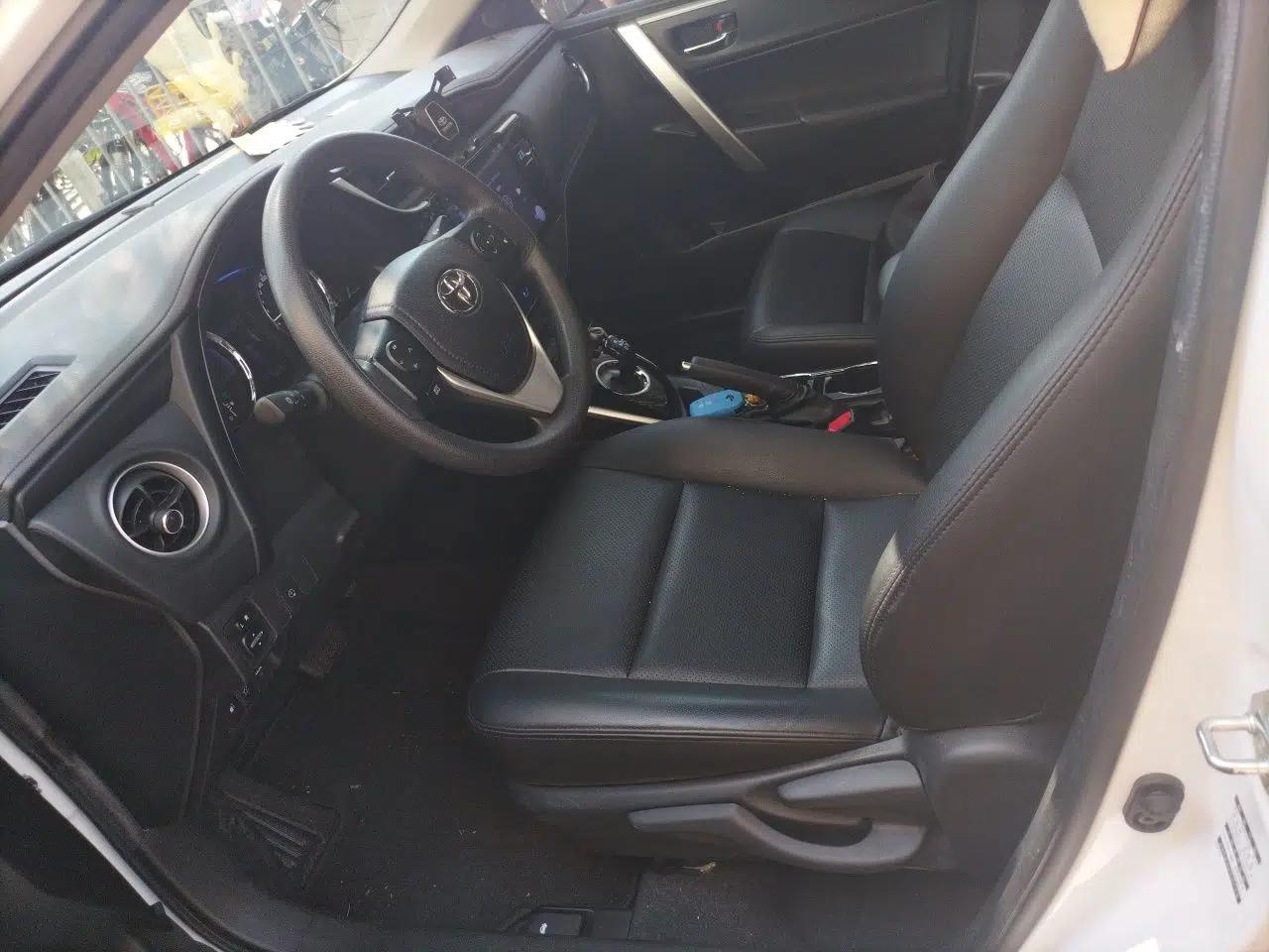 Toyota Corolla Hybrid E+ 2019 1.8L E-CVT Leading Edition — миниатюра 15