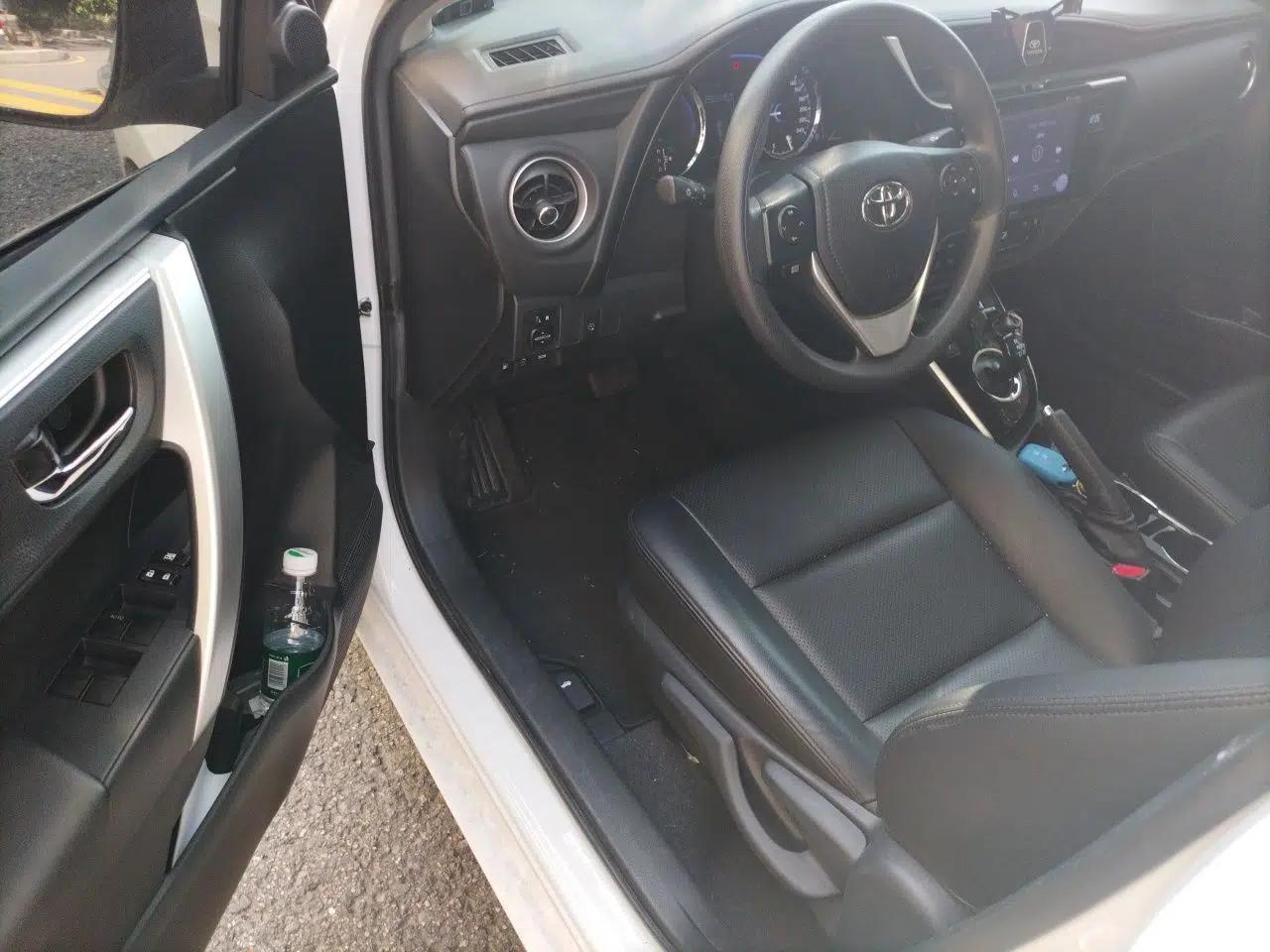 Toyota Corolla Hybrid E+ 2019 1.8L E-CVT Leading Edition — миниатюра 16
