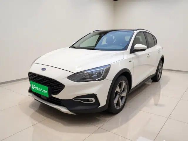Ford Focus Active 2020 EcoBoost 180 Automatic Trendy Model