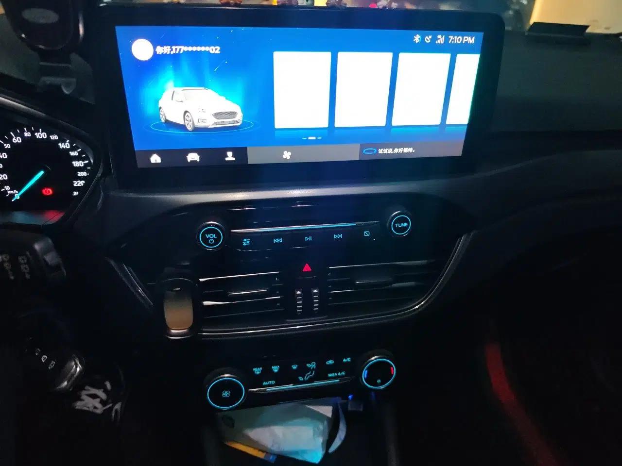 Ford Focus Active 2020 EcoBoost 180 Automatic Trendy Model — миниатюра 13