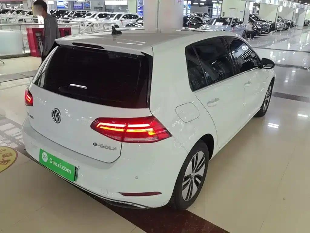 2020 Golf EV — миниатюра 7