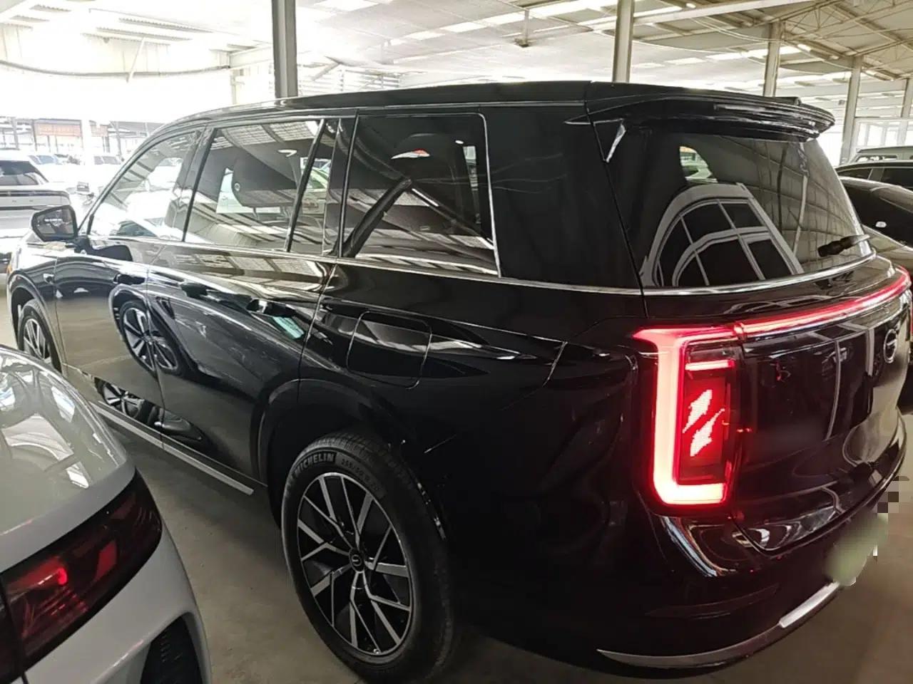 GAC Trumpchi S9 2025 Model Qiankun Ultra 6-Seater — миниатюра 13