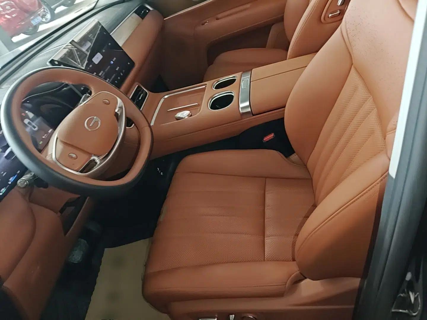 GAC Trumpchi S9 2025 Model Qiankun Ultra 6-Seater — миниатюра 22