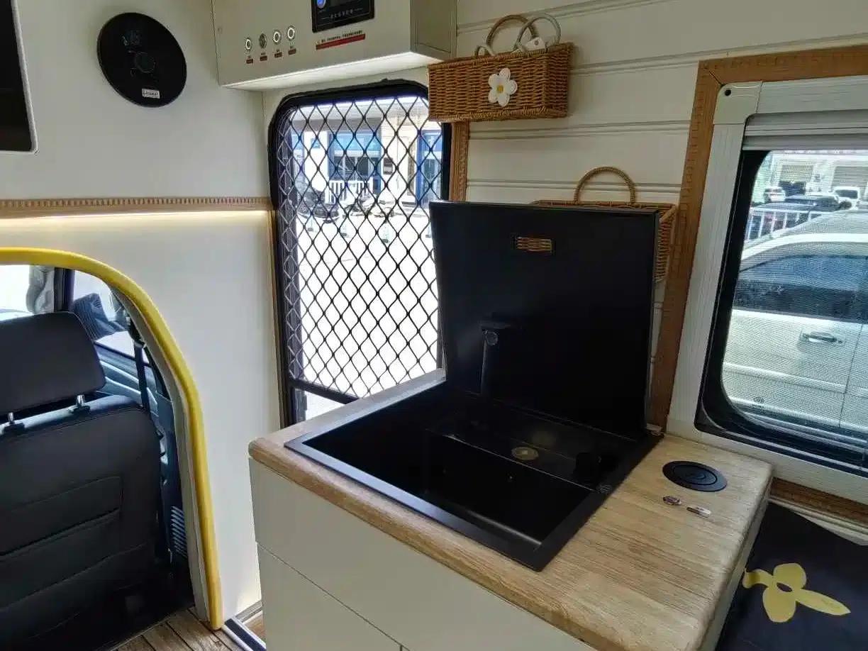 SAIC MAXUS V80 RV, 2019 model, C-type flexible version — миниатюра 7