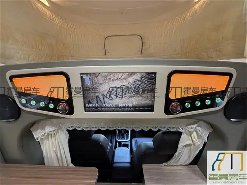 Maxus T70 2020 2.0T Diesel Automatic 4WD Comfort Edition with Long Box and High Chassis — миниатюра 9