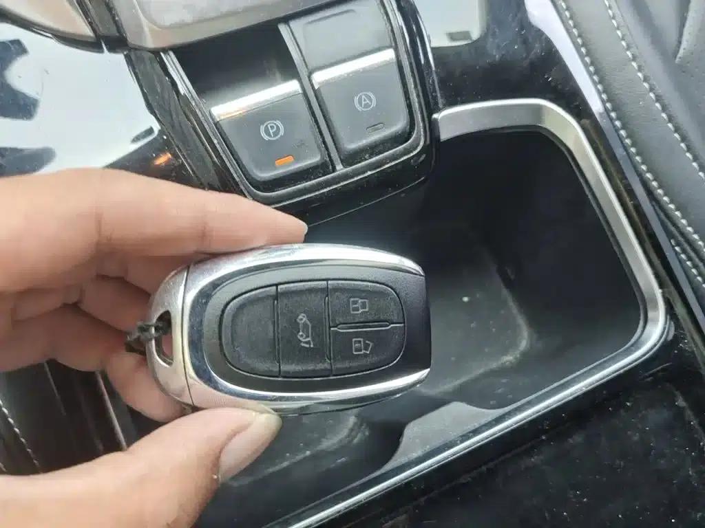 SAIC MAXUS EUNIQ 5 2020 1.3T PLUG IN Elite Edition — миниатюра 12