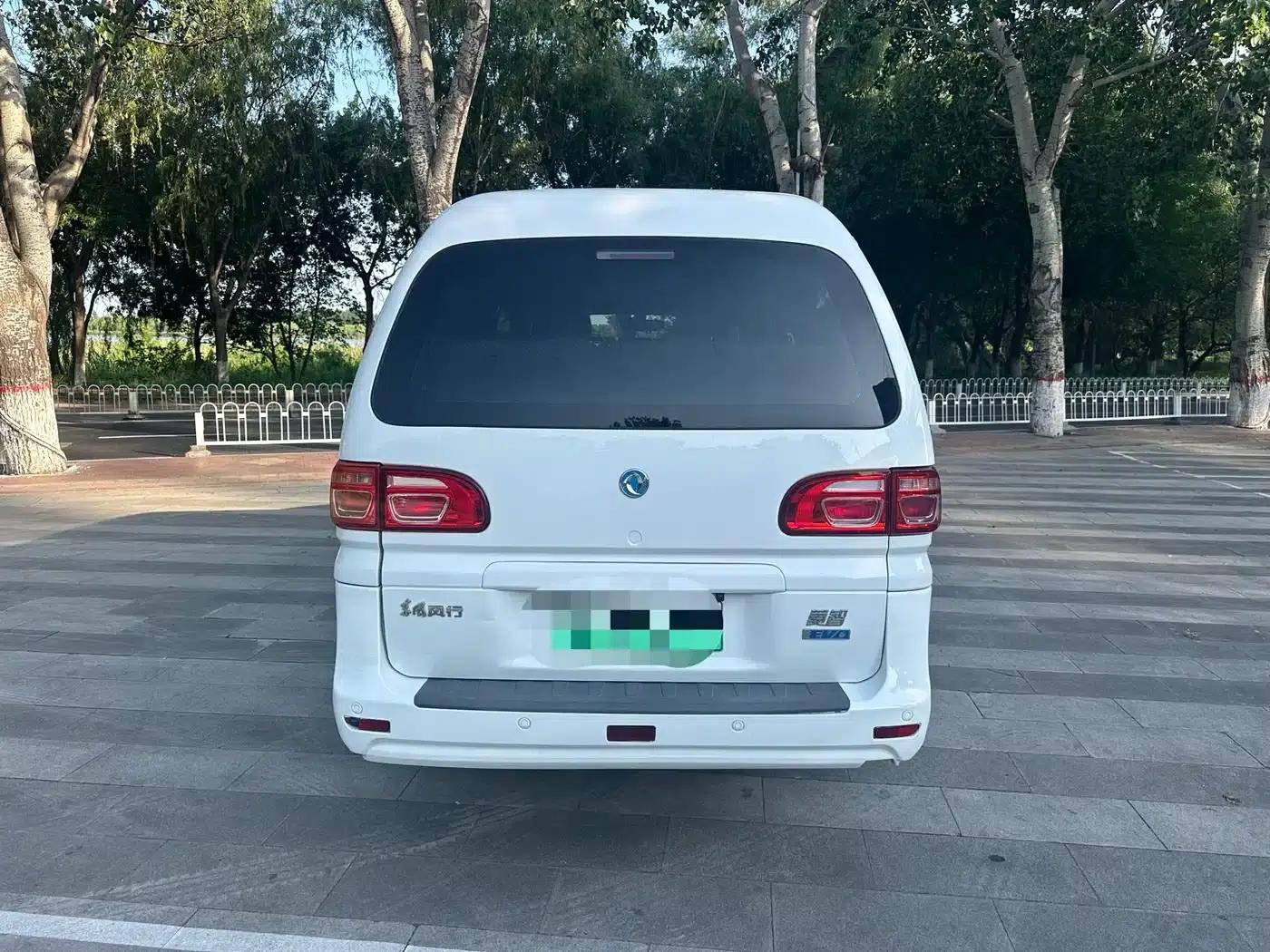 Lingzhi New Energy 2021 Passenger Edition Comfort 9-Seater — миниатюра 5