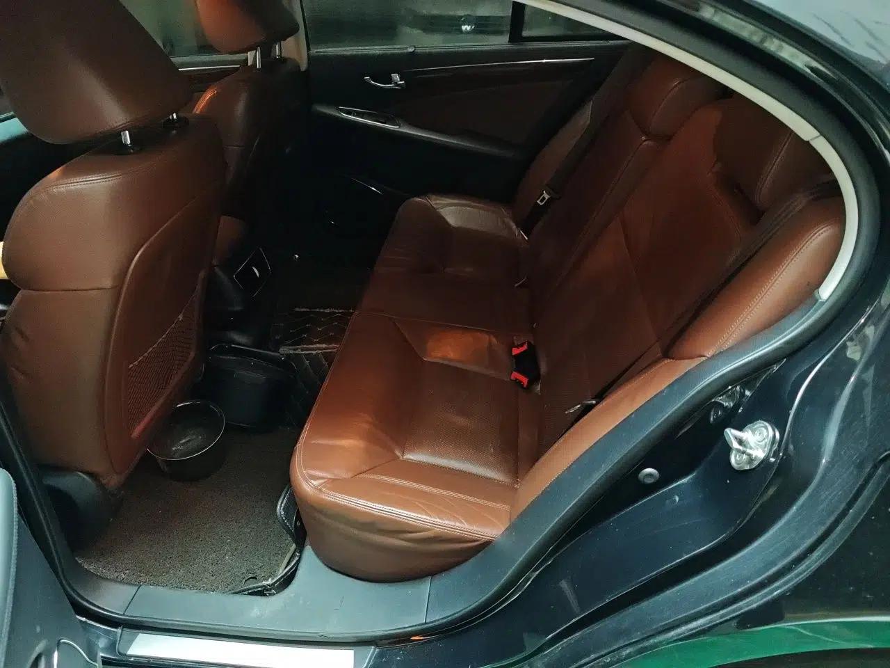 Hongqi H7 2015 2.0T Luxury Model — миниатюра 17