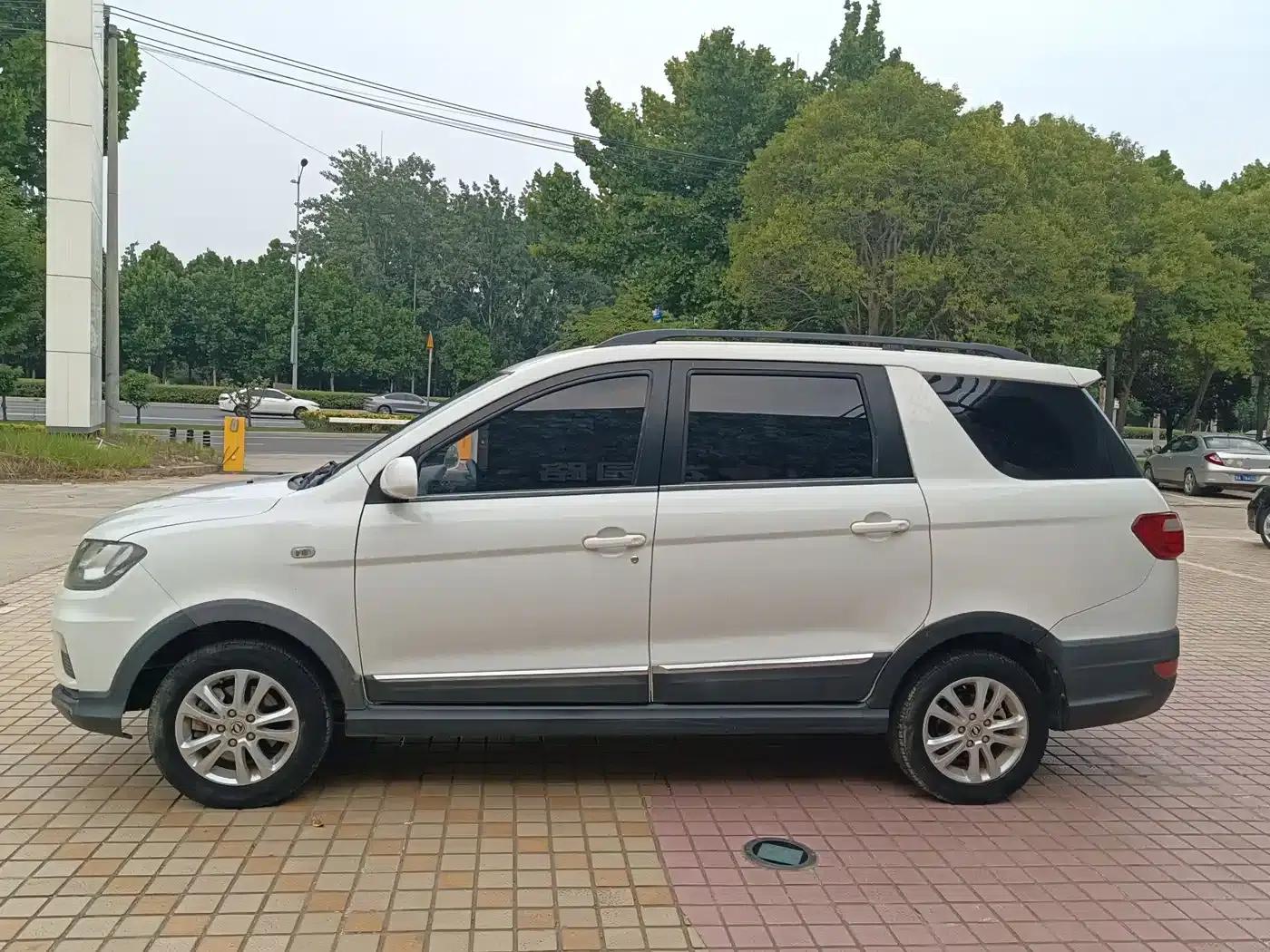 Fengguang 370 2016 Model 1.5L Manual Standard II 7-Seater — миниатюра 5