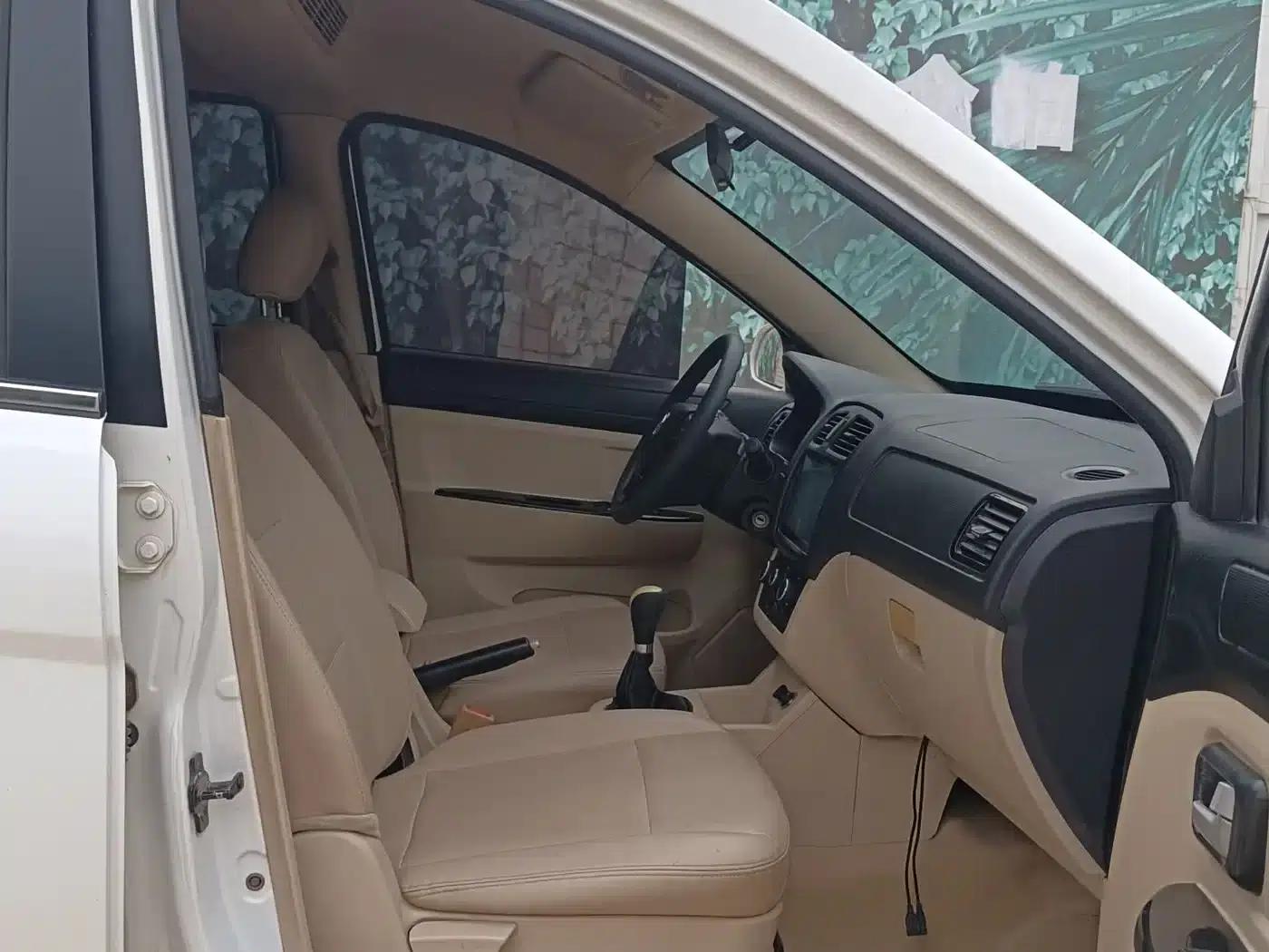 Fengguang 370 2016 Model 1.5L Manual Standard II 7-Seater — миниатюра 10