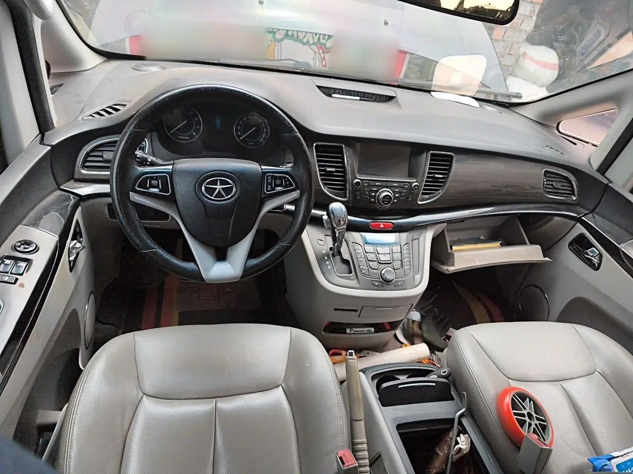 JAC Group Refine M5 2013 2.0T Gasoline Automatic Business Edition — миниатюра 9