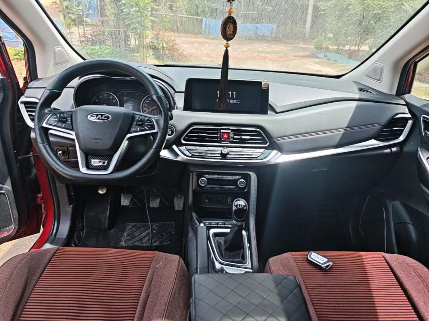 JAC Group Refine R3 2018 1.6L Manual Luxury Smart Model — миниатюра 17