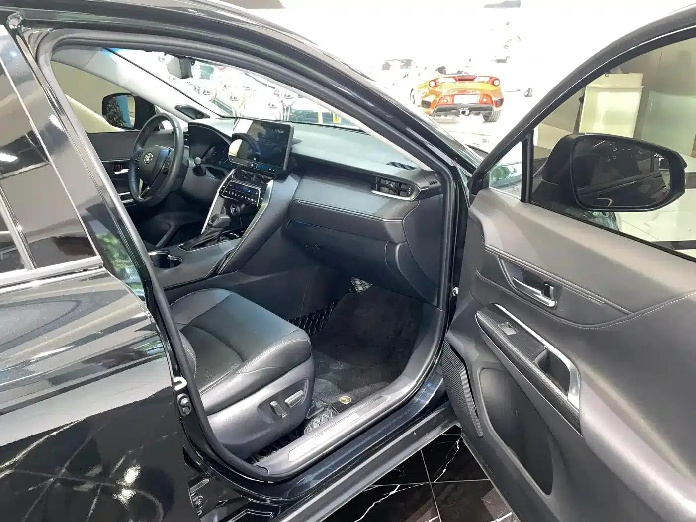 Venza 2023 2.5L Intelligent Hybrid Dual Engine AWD Supreme Edition — миниатюра 11