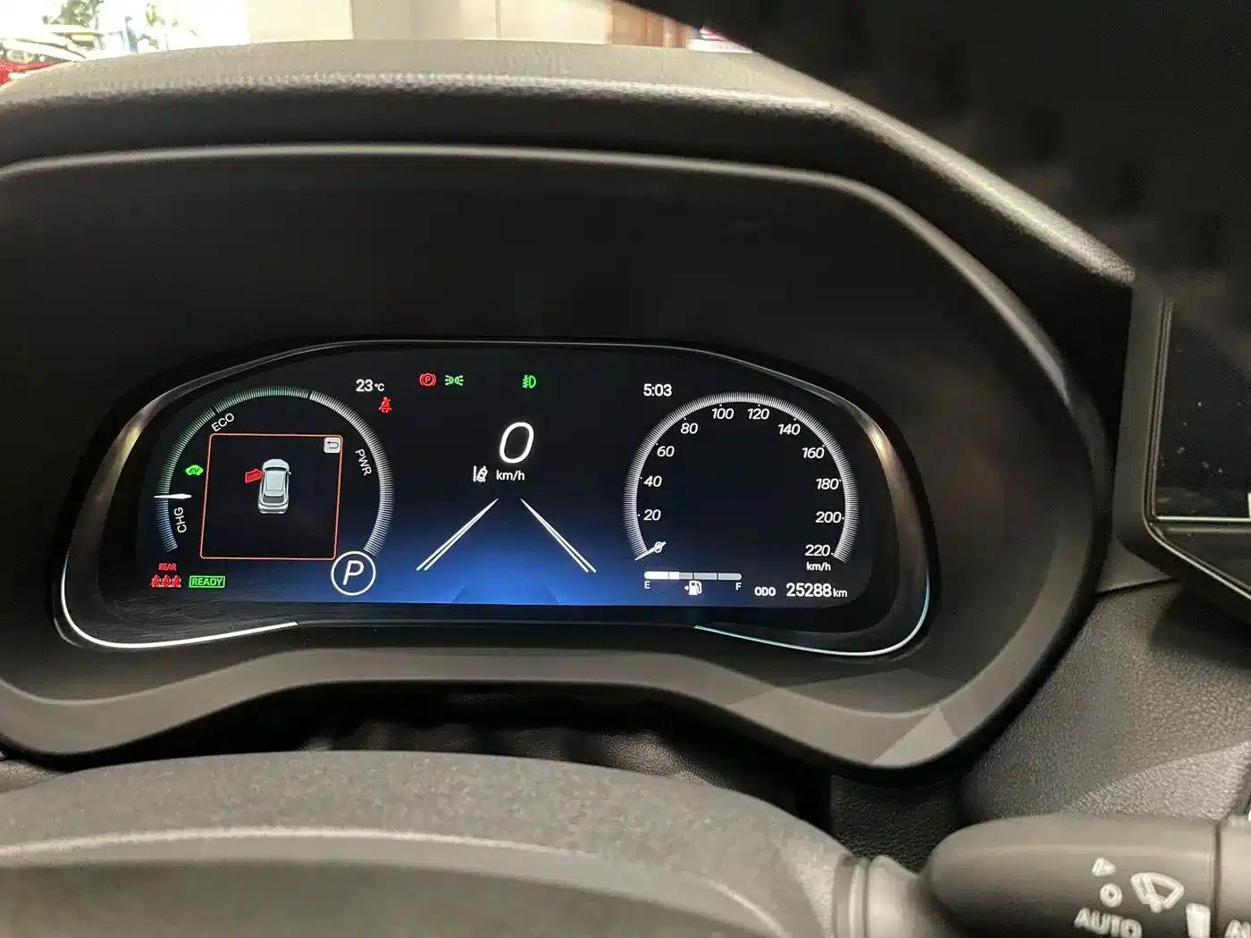 Venza 2023 2.5L Intelligent Hybrid Dual Engine AWD Supreme Edition — миниатюра 16